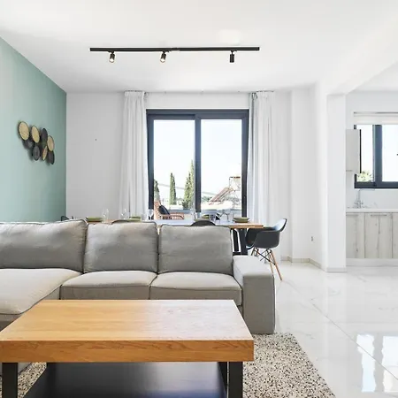 Agapios Court Ii Apartment