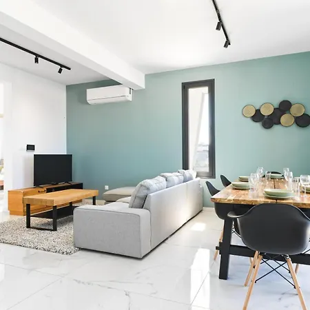 Agapios Court Ii Apartment